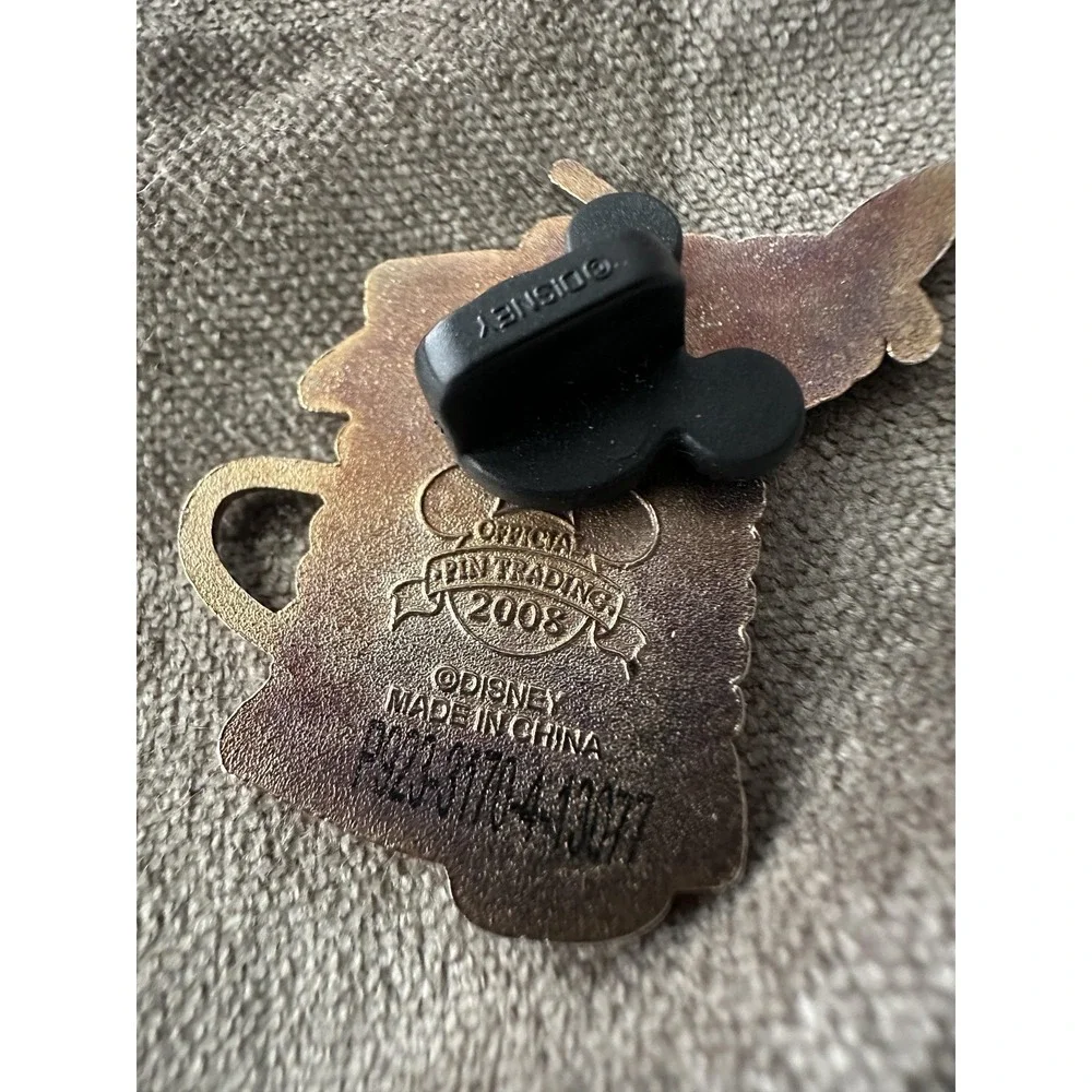 Disney Parks Mickey Mouse Brave Little Tailor Spool Enamel Trading Pin 2008